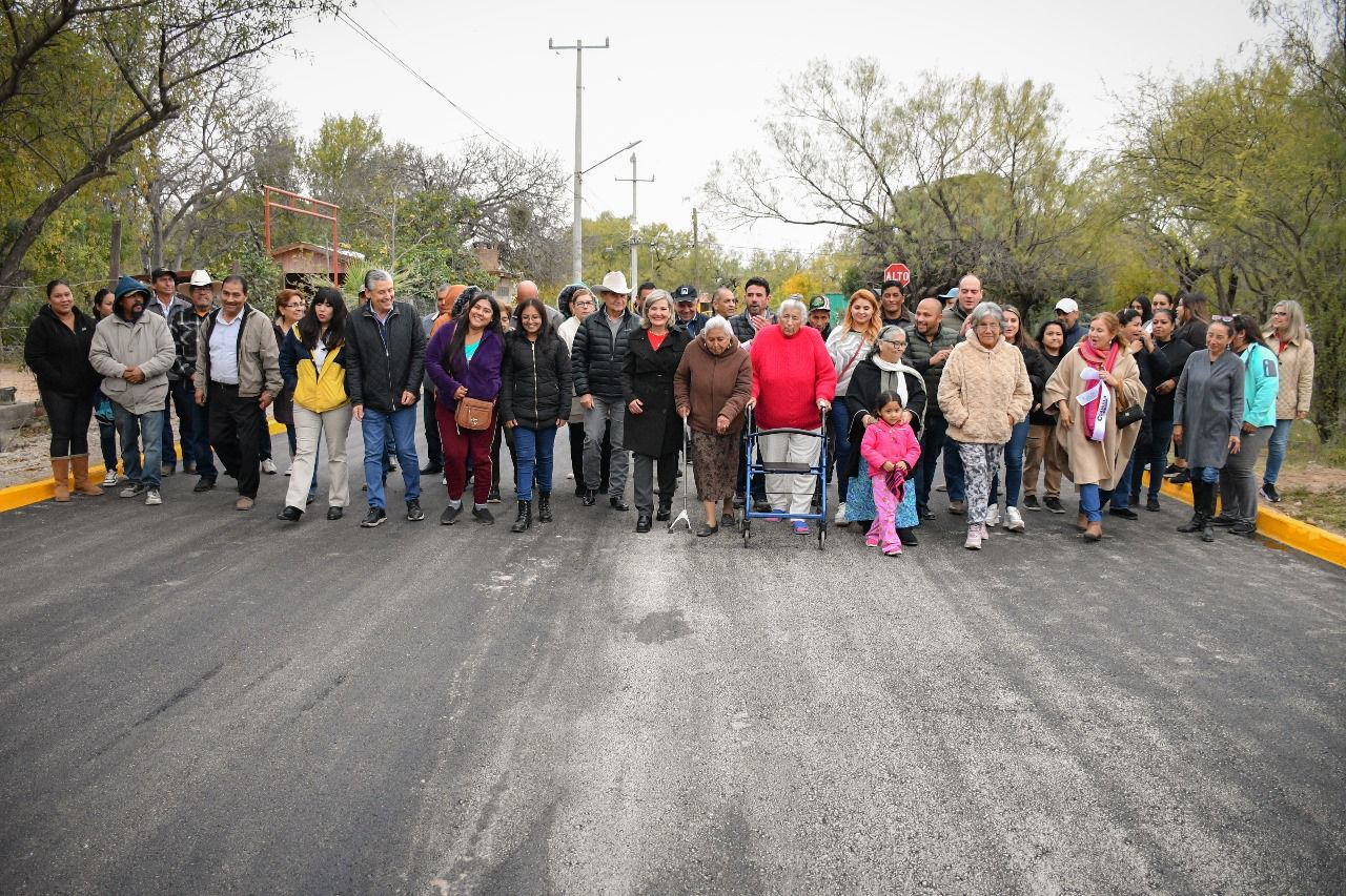 CUMPLE ALCALDESA COMPROMISO EN EL EJIDO VILLA DE FUENTE