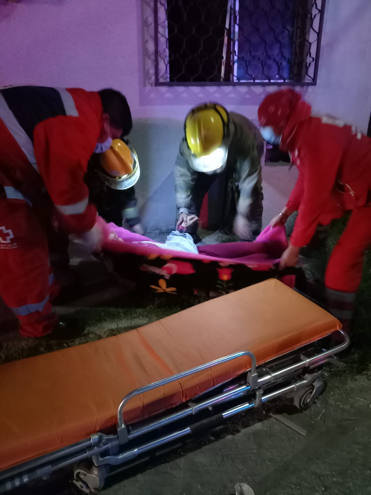 Evitan intento de suicidio Gracias a la pronta intervención de familiares y elementos médicos
