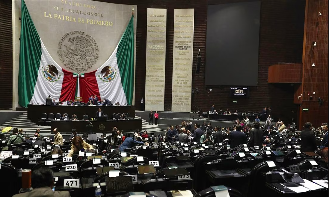 Frenará oposición extinción de autónomos