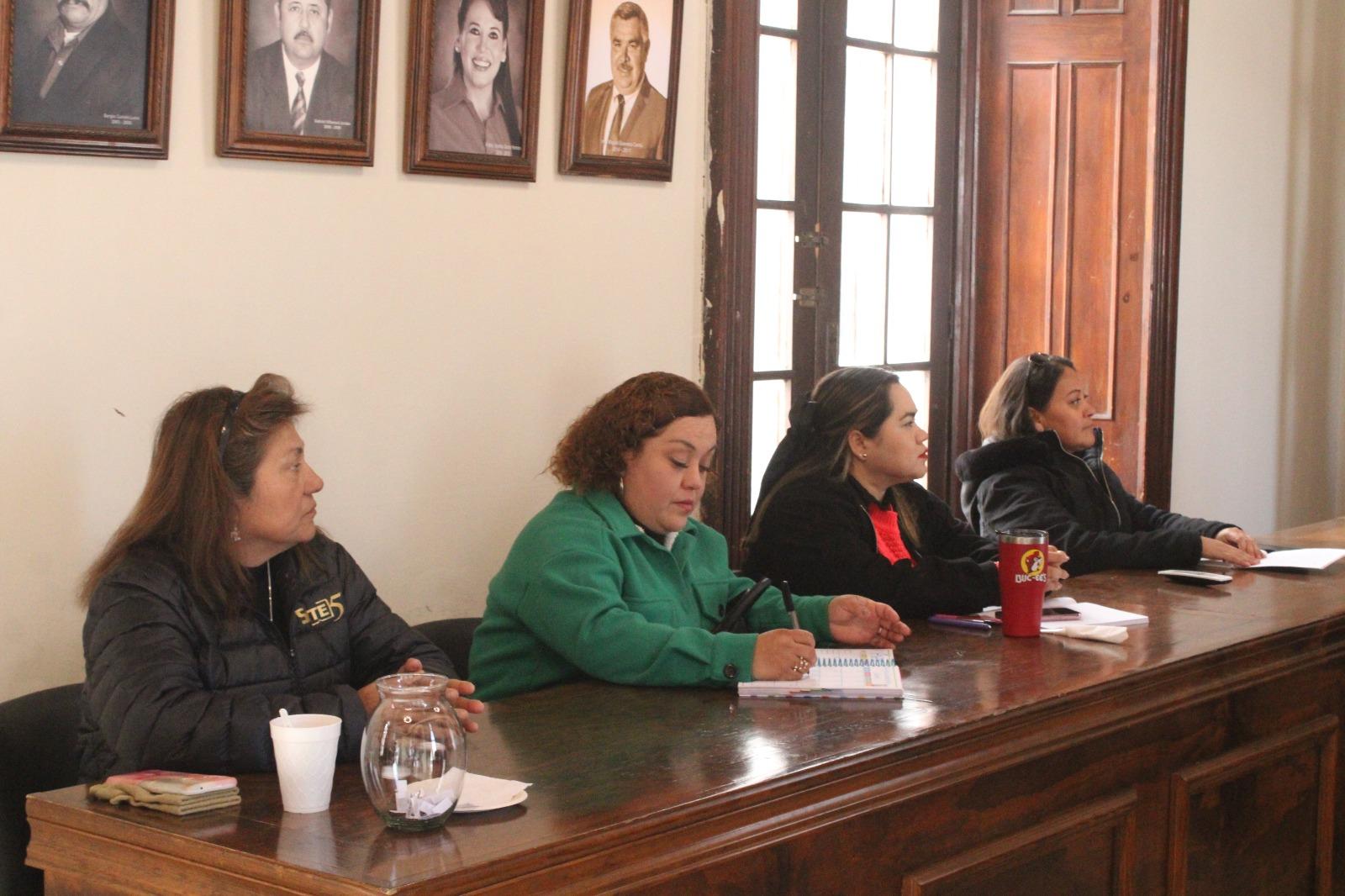 Presiden reunión con Junta Patriótica de 4C