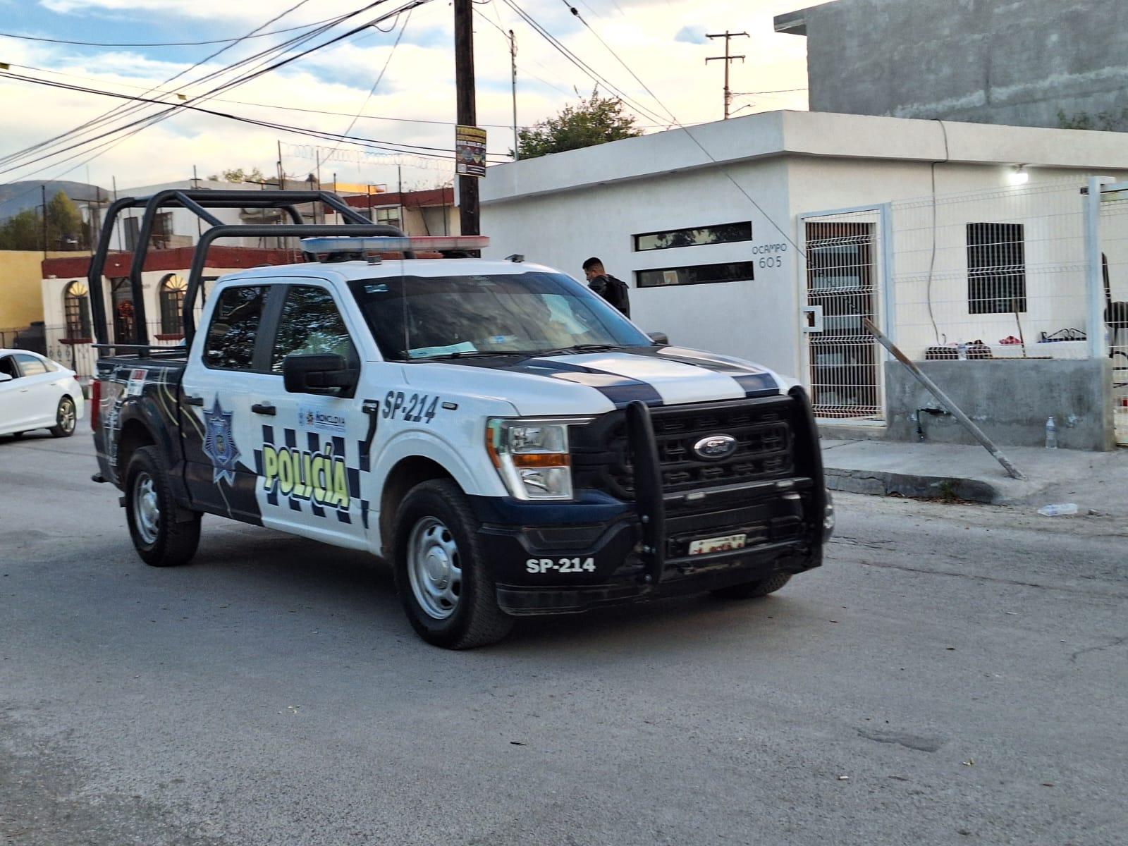 Usaron perro como arma contra policía