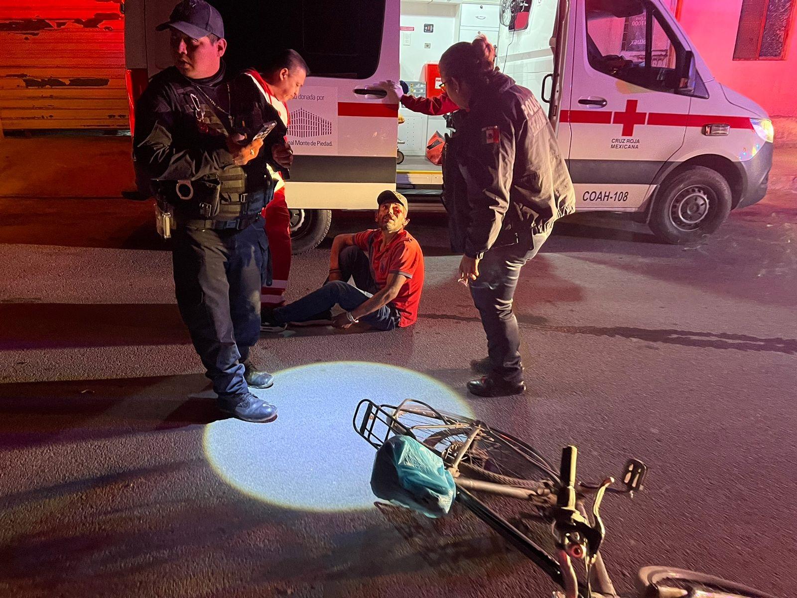 Se cae de bicicleta y sufre severos golpes