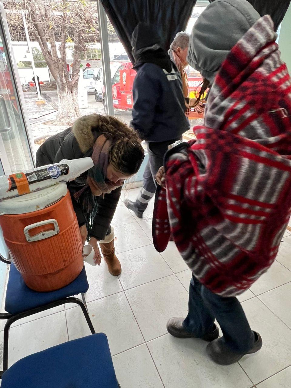 Brinda DIF Monclova alimento a albergados