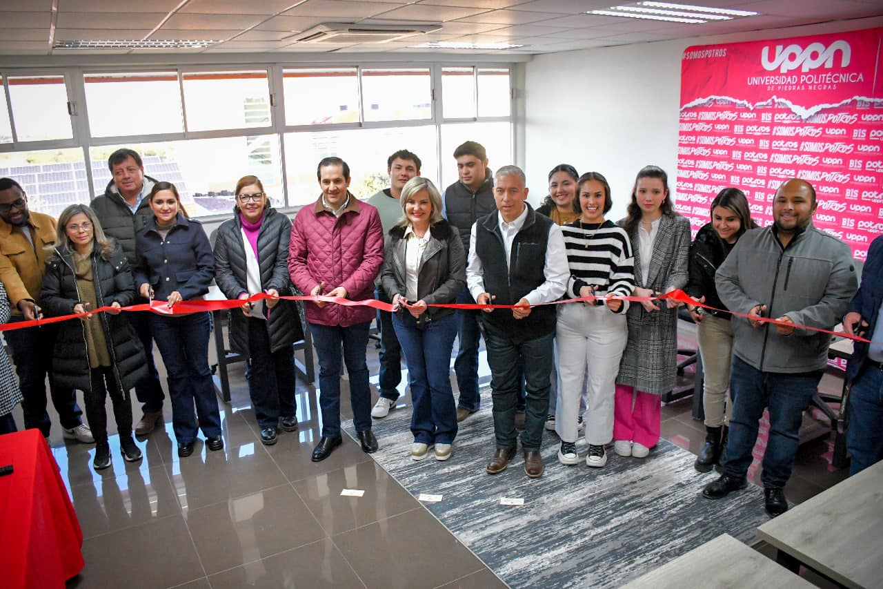 Da banderazo Norma a gimnasio en UPPN