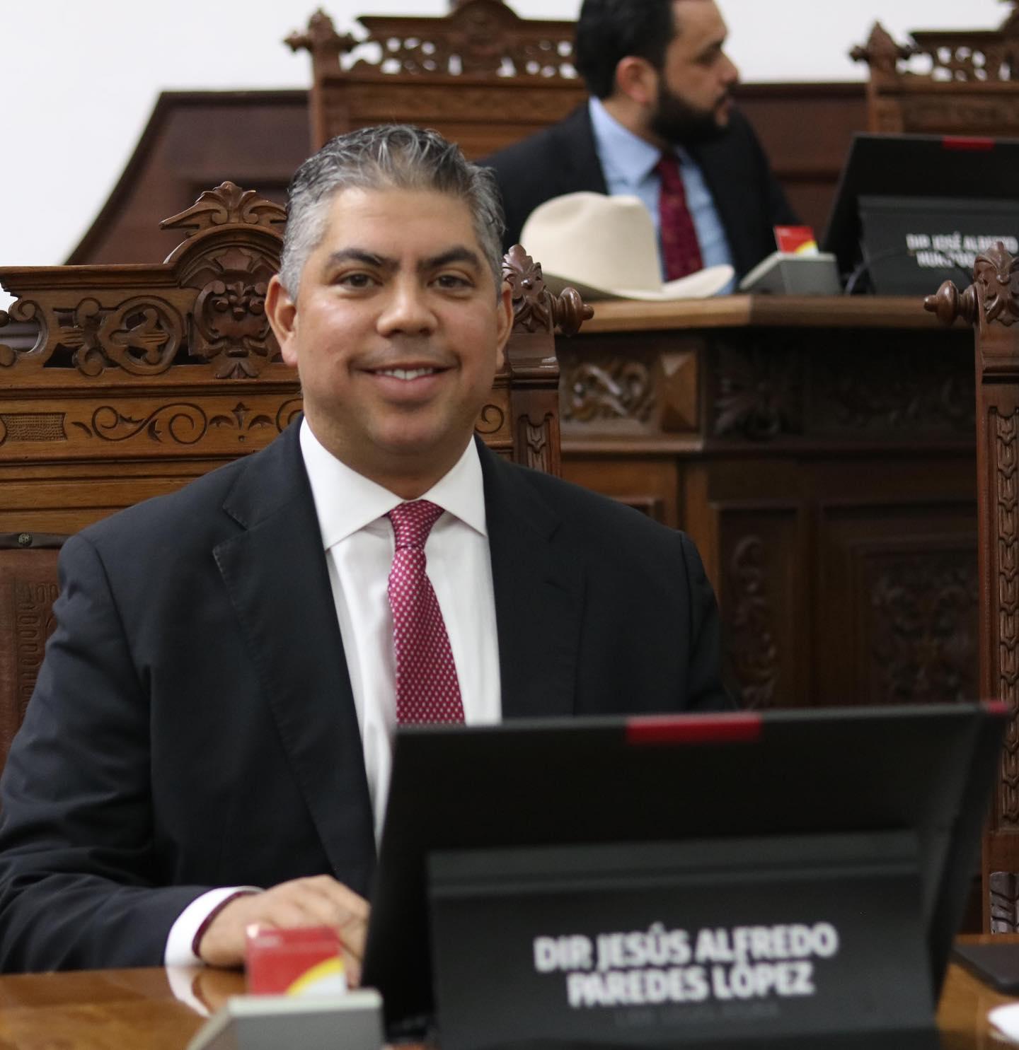 Llama Paredes a unidad en beneficio de Coahuila
