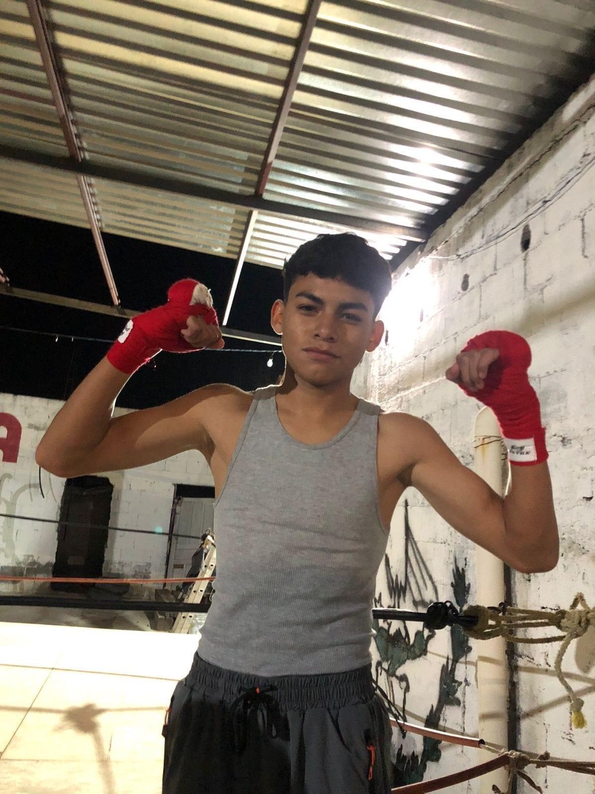 Pasan a Torneo de Box jóvenes de San Buena