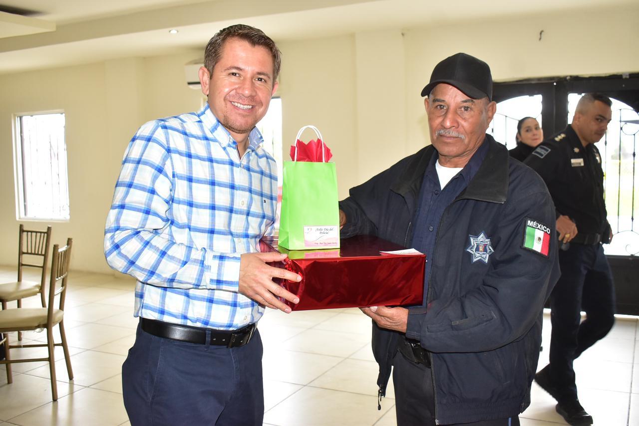  HUGO LOZANO IMPULSA LA  “POLICÍA CIUDADANA”