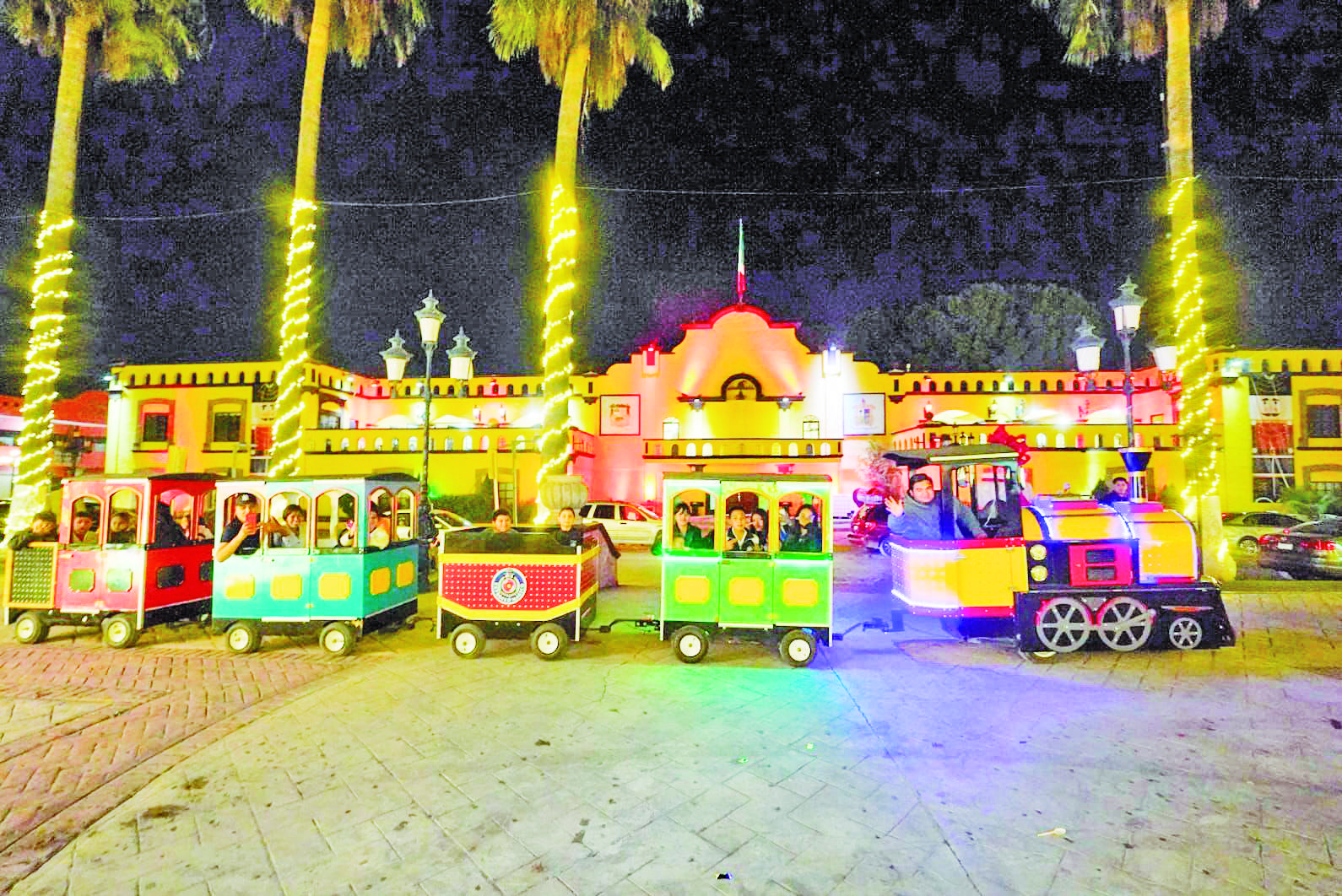 Disfrutan Villa “Dulce Navidad”