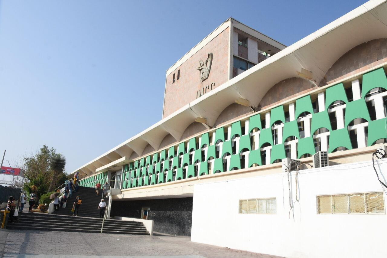 Deja empresa fantasma sin pago a guardias IMSS