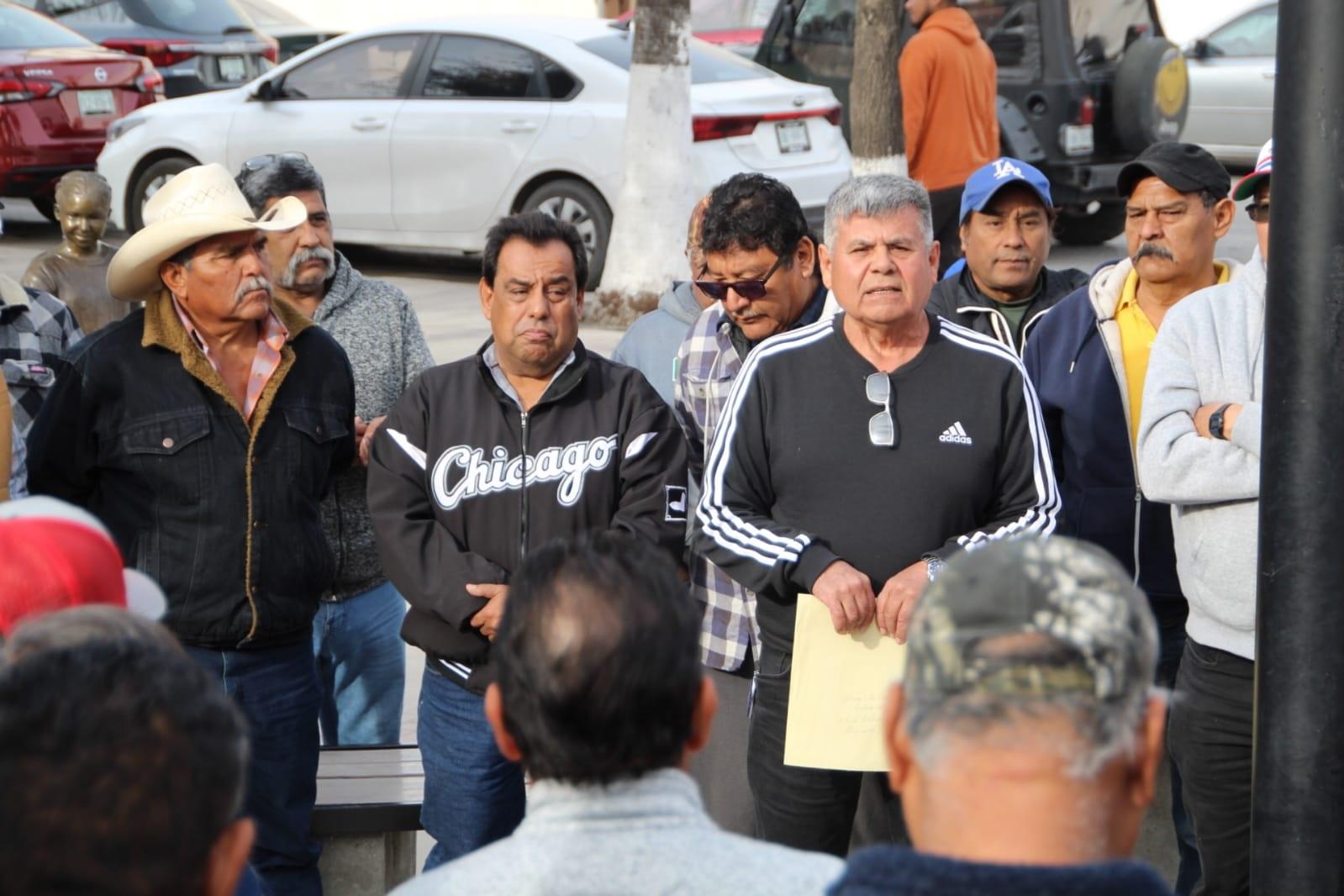 Recurren ex obreros a la Procuraduría del Trabajo