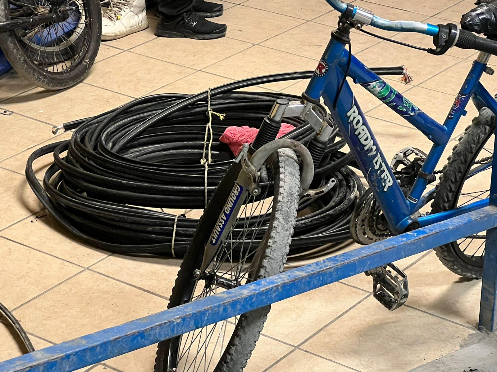 Detienen a ladrón de cableado telefónico