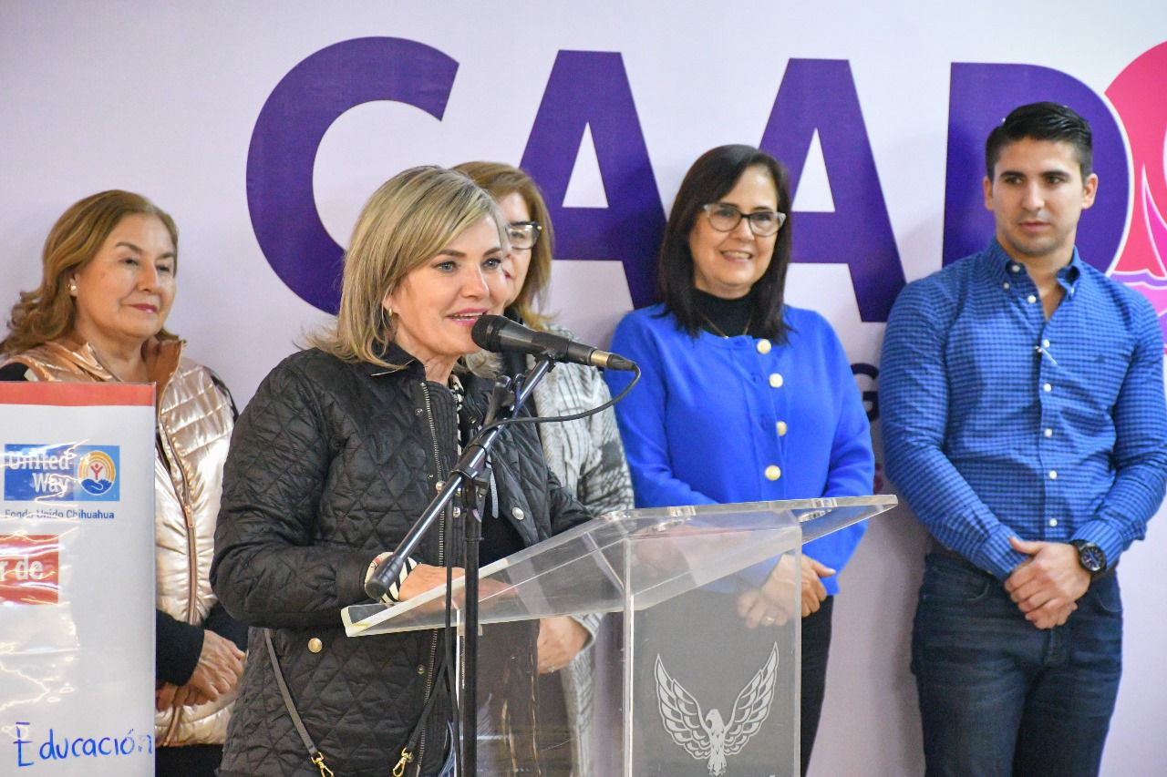 LLEVAN «MI CANASTA BÁSICA» A LA GUILLÉN