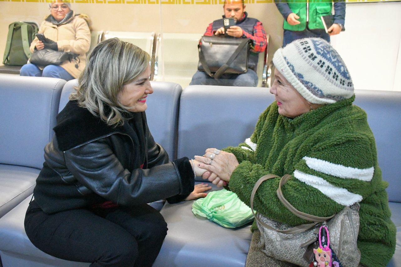 MANTIENE ALCALDESA CERCANÍA CON LA GENTE
