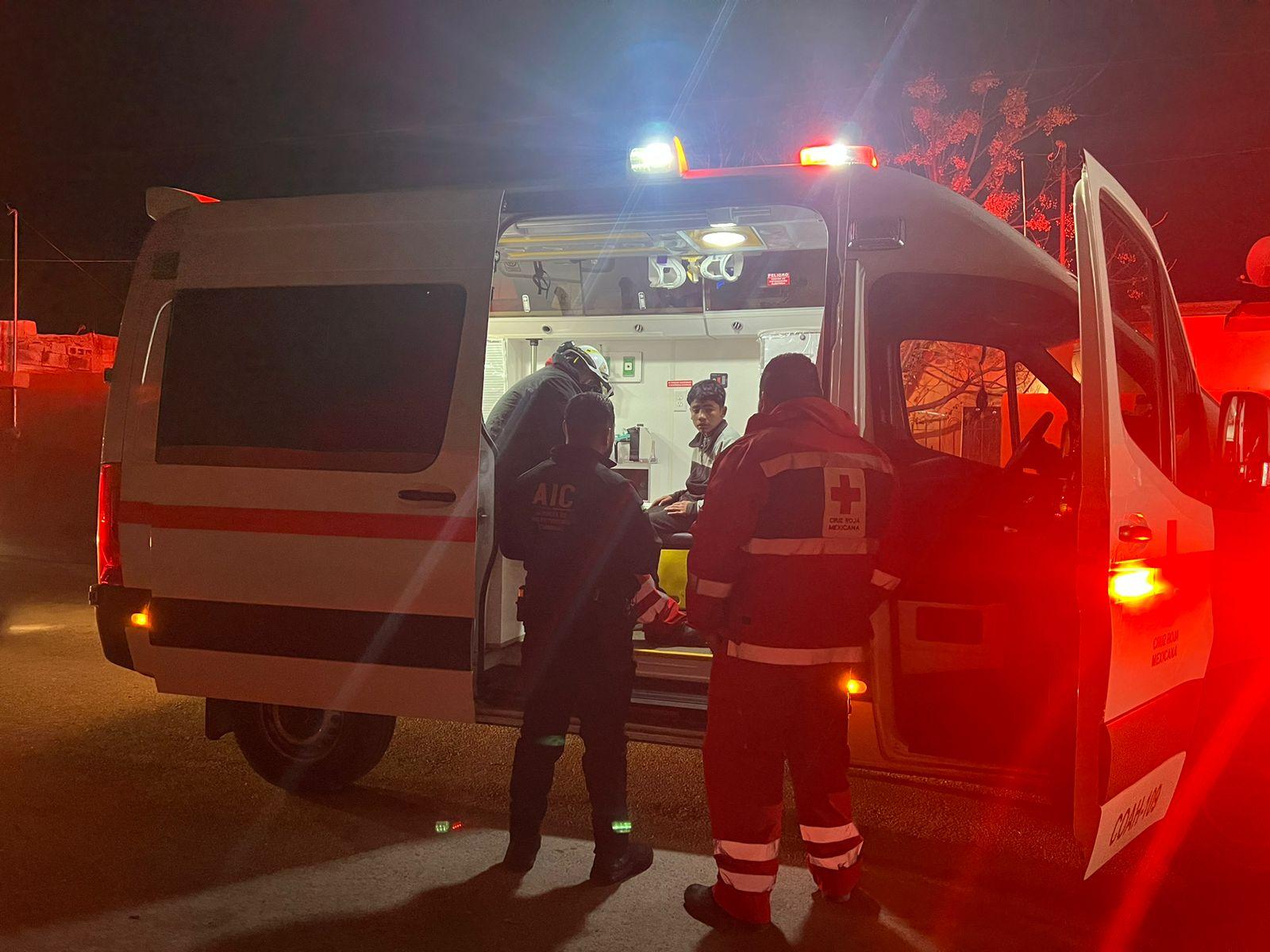 Turba ataca a pedradas y lesiona a dos menores