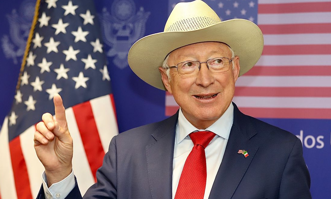 Descarta EU intromisión política en México
