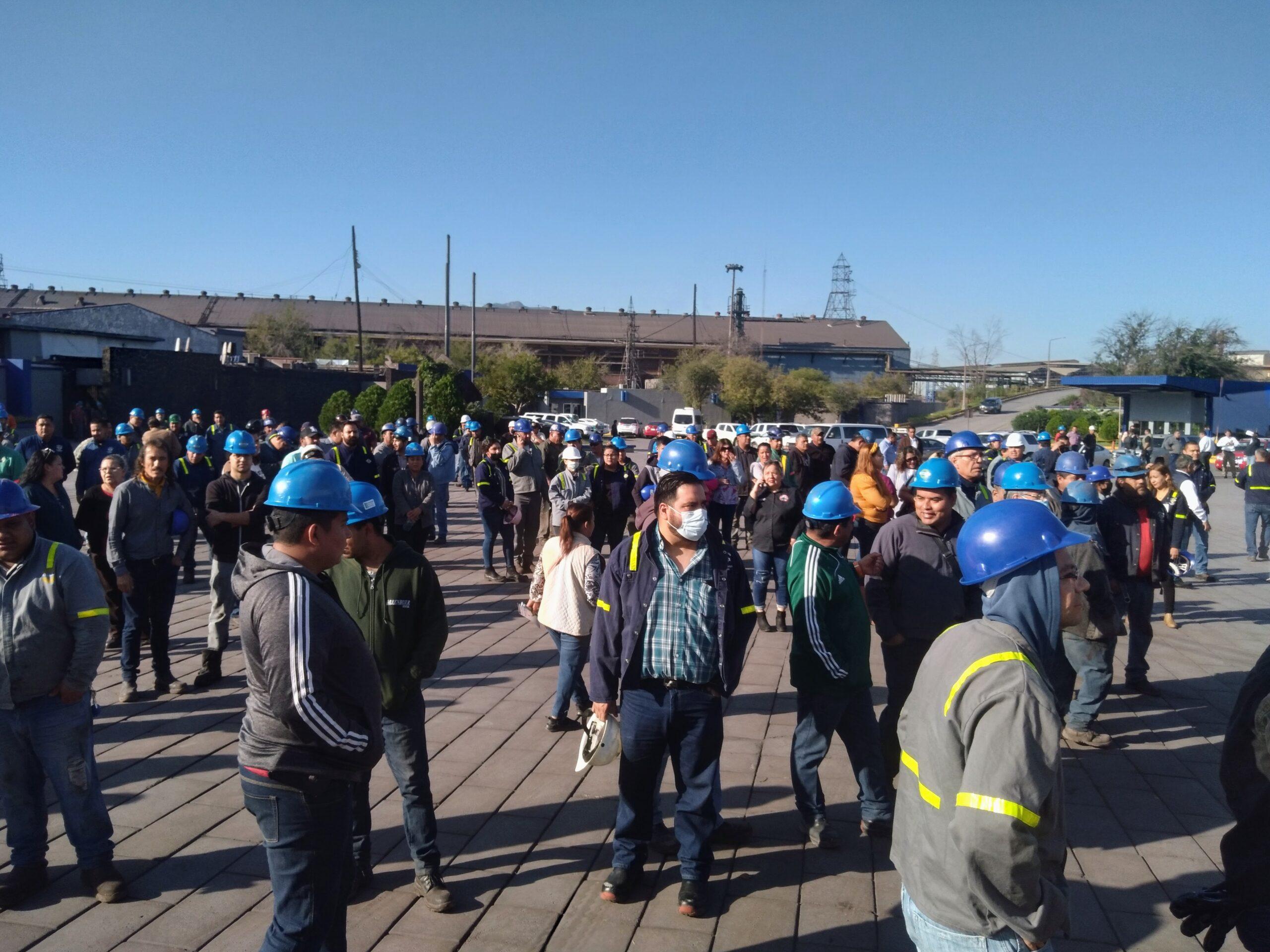 Piden no espantar a inversores de AHMSA