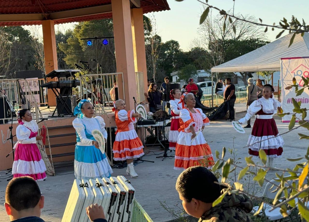 VIVEN EN EL 8 Y LA CRUZ UN GRAN DOMINGO CULTURAL