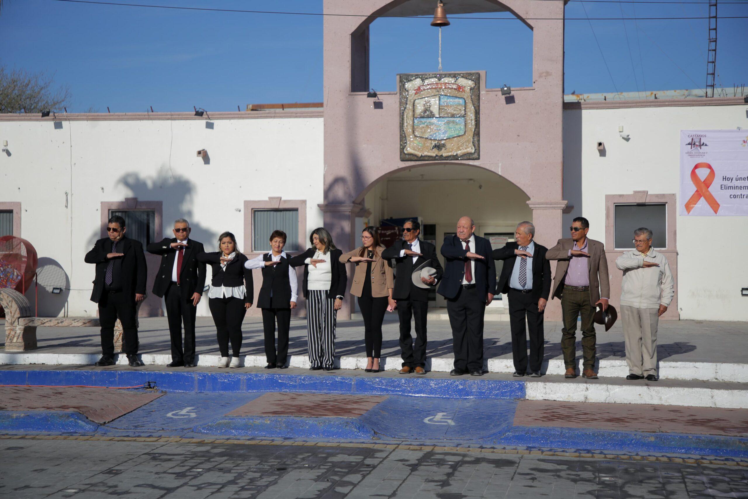 Conmemoran Día de la Bandera en Castaños
