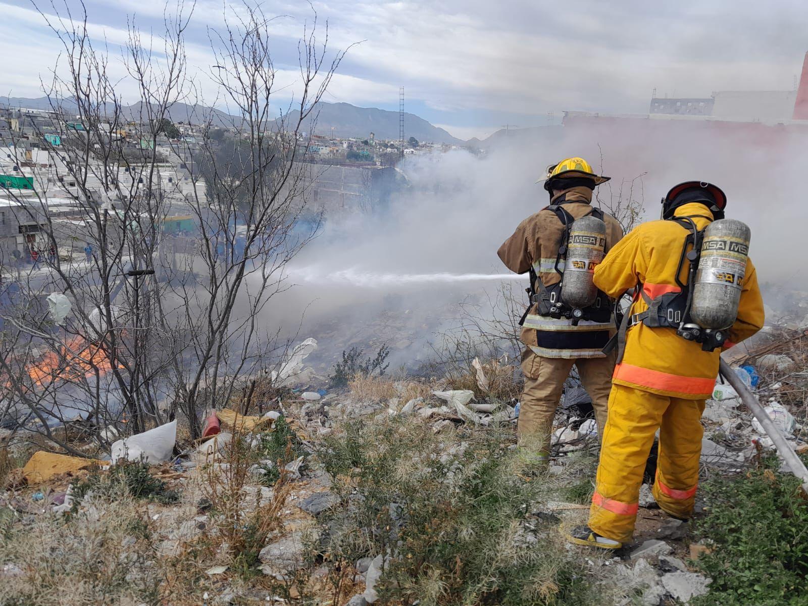 Devora incendio hogar de familia