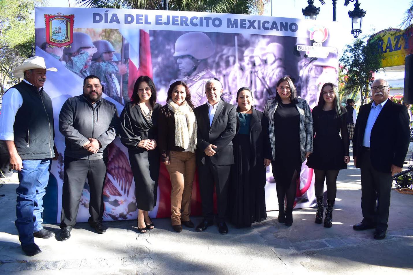 Conmemora SB  Día del Soldado