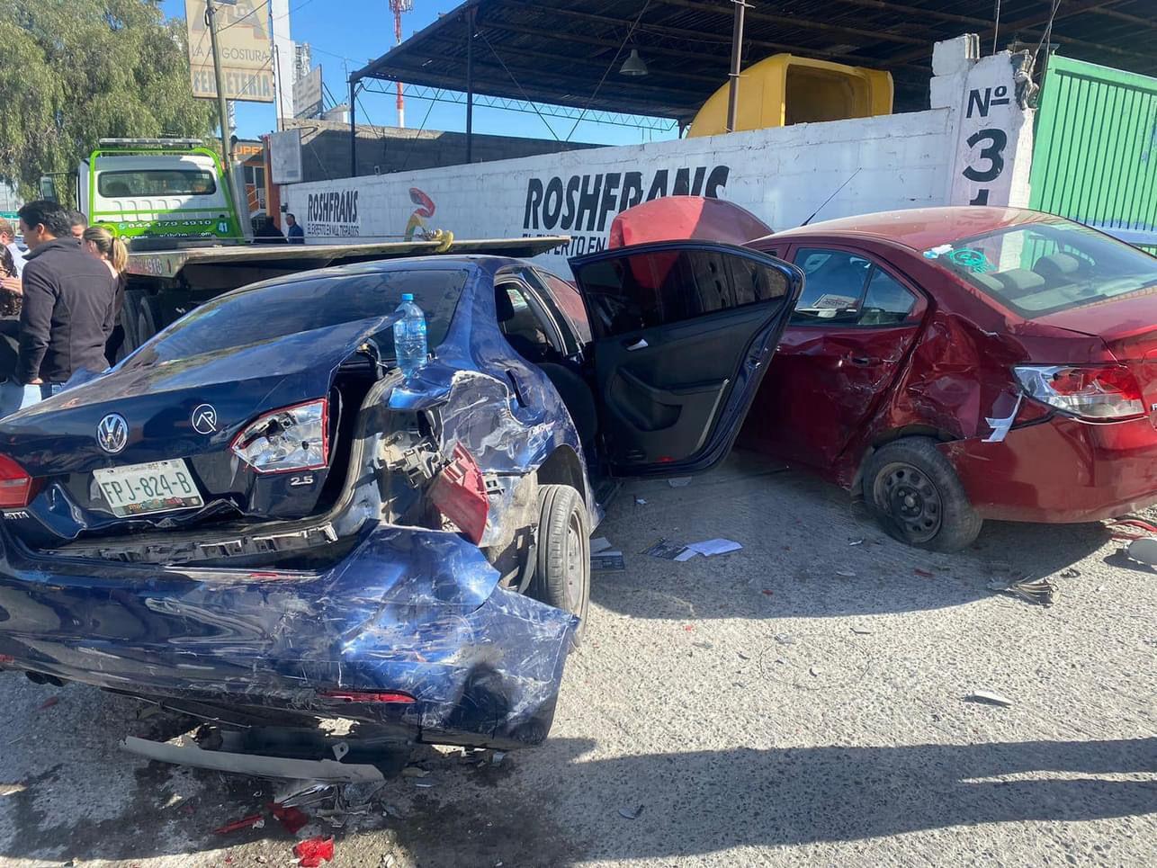 Veloz conductora provoca accidente