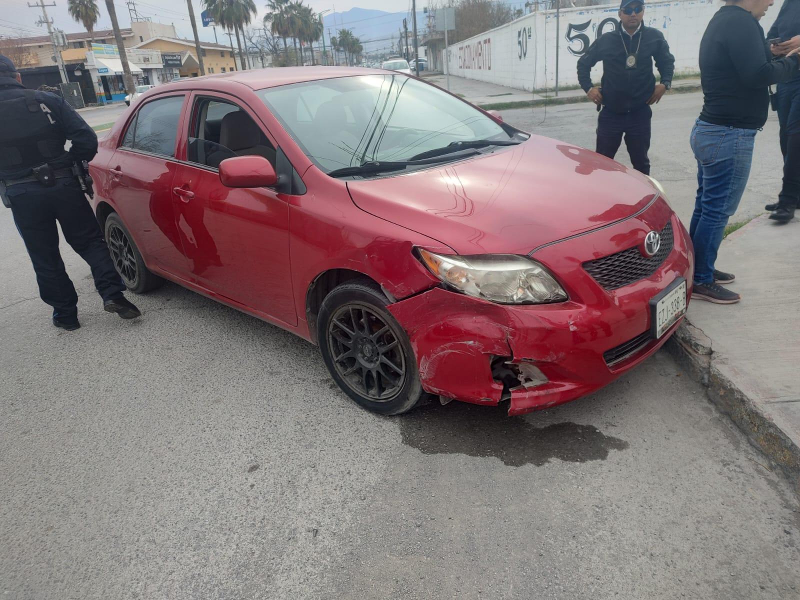Se impactan 2 autos por falta de cuidado