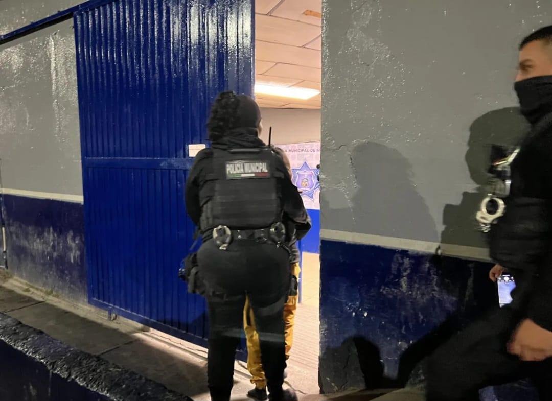 Menor de 8 años vagaba en madrugada