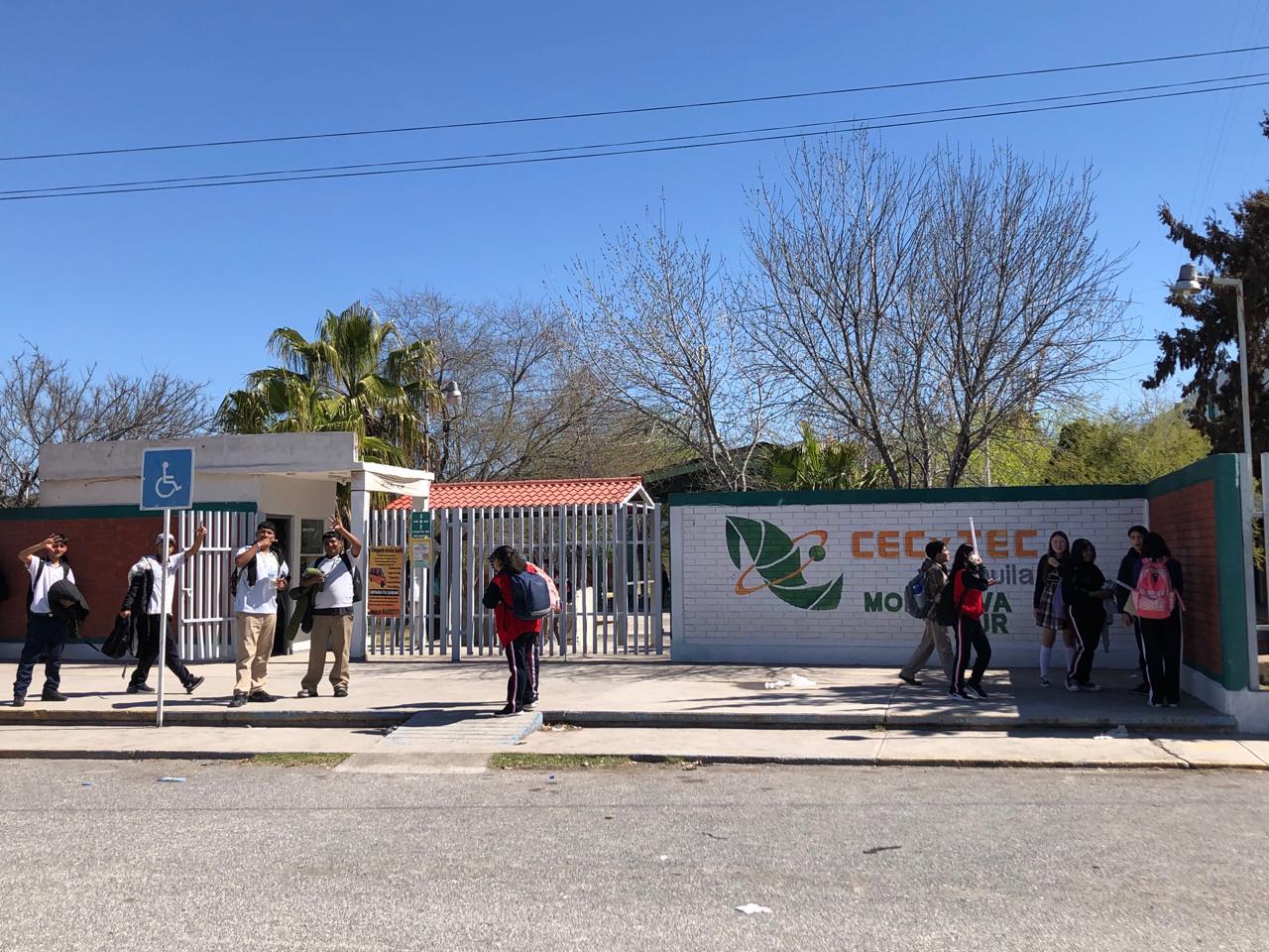 Suspenden clases en Cecytec, pero no le avisan a los alumnos