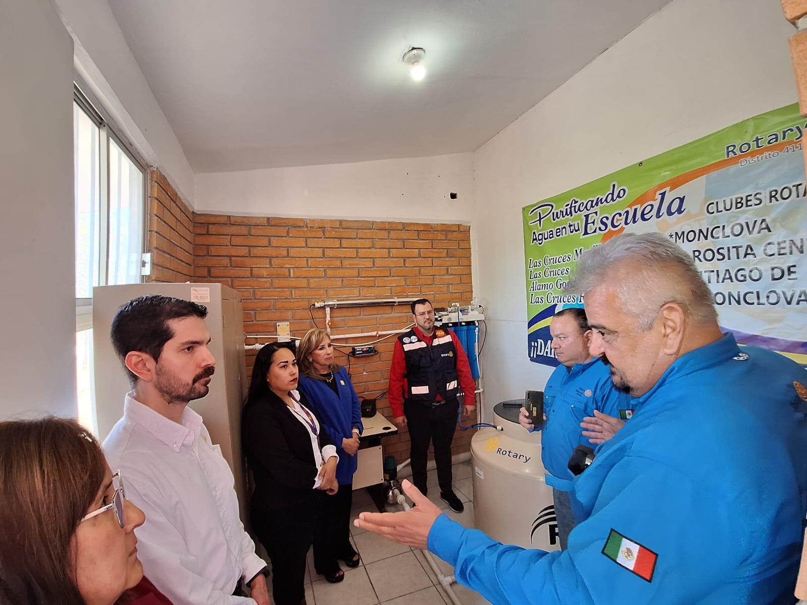 Purifica Club agua en CECyTEC Sur