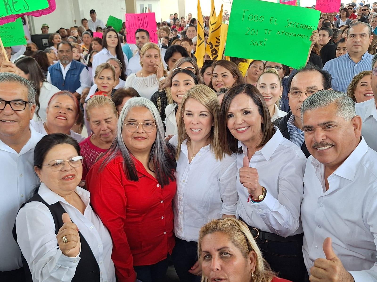 Arropada por fuerza tricolor se registra Sara Irma Pérez