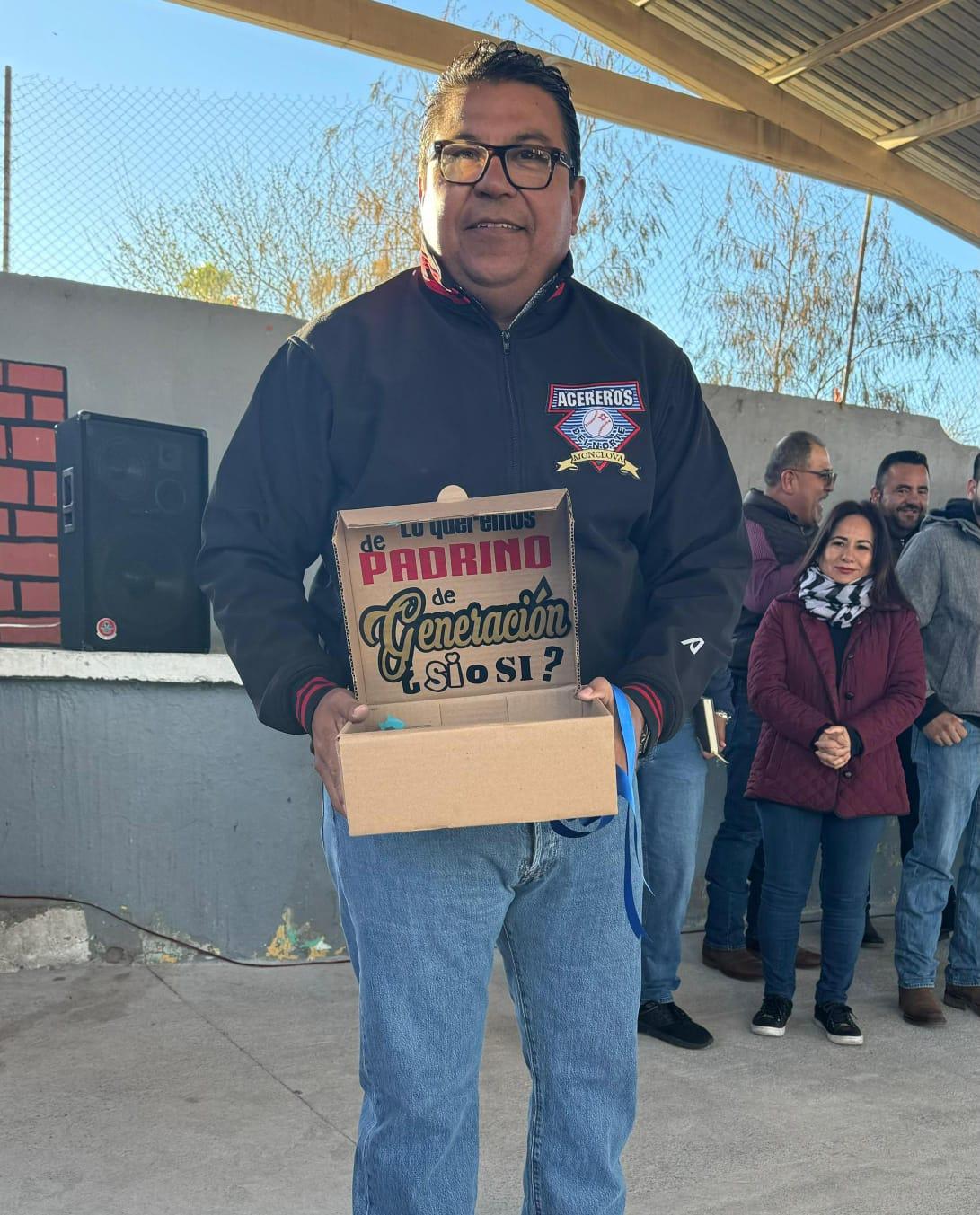 REFRENDA ROBERTO PIÑA GRAN COMPROMISO CON EDUCACION