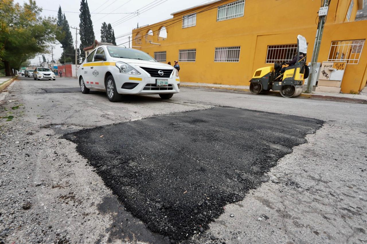 Intensifica Saltillo labores de bacheo