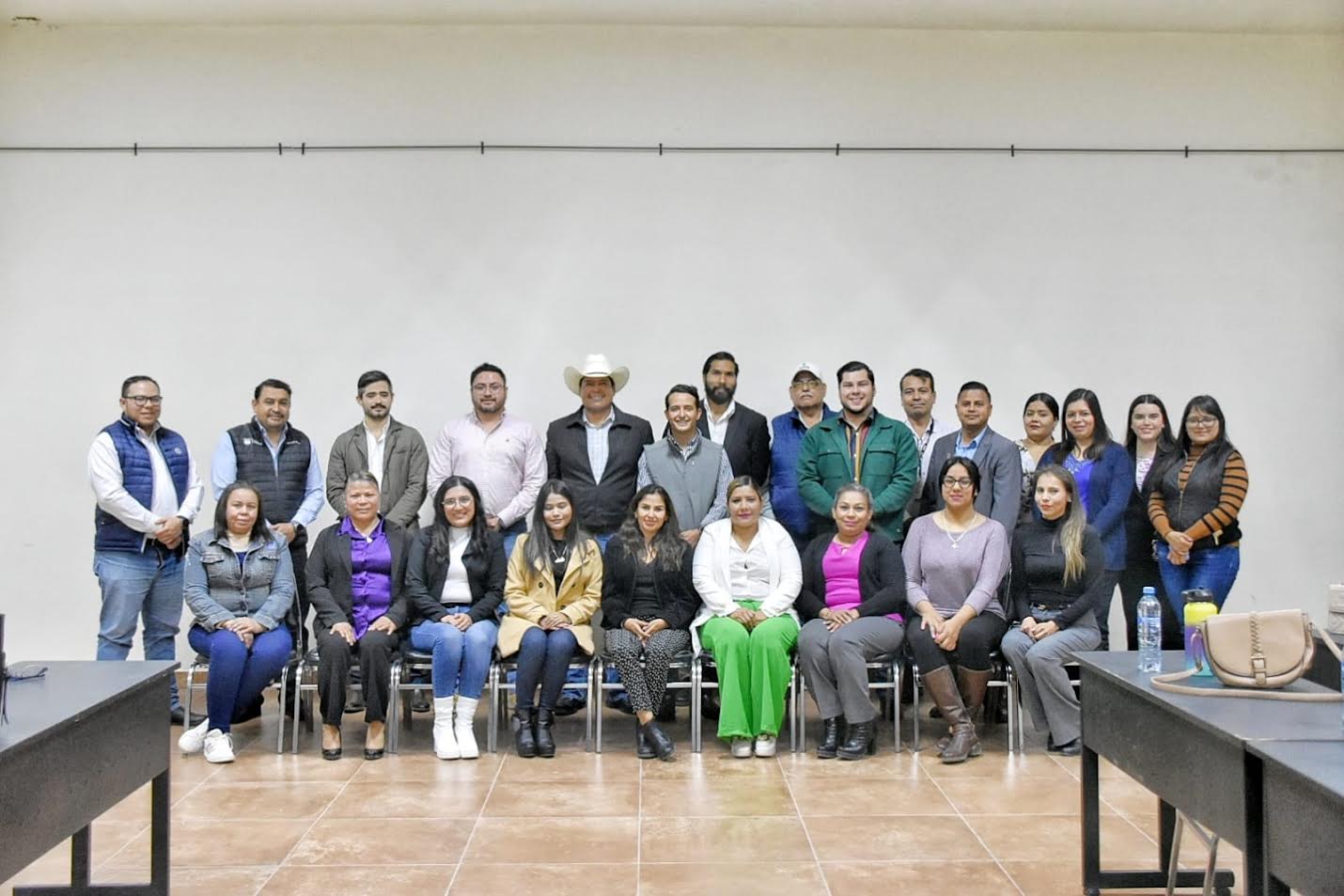 Instalan subcomité contra adicciones 