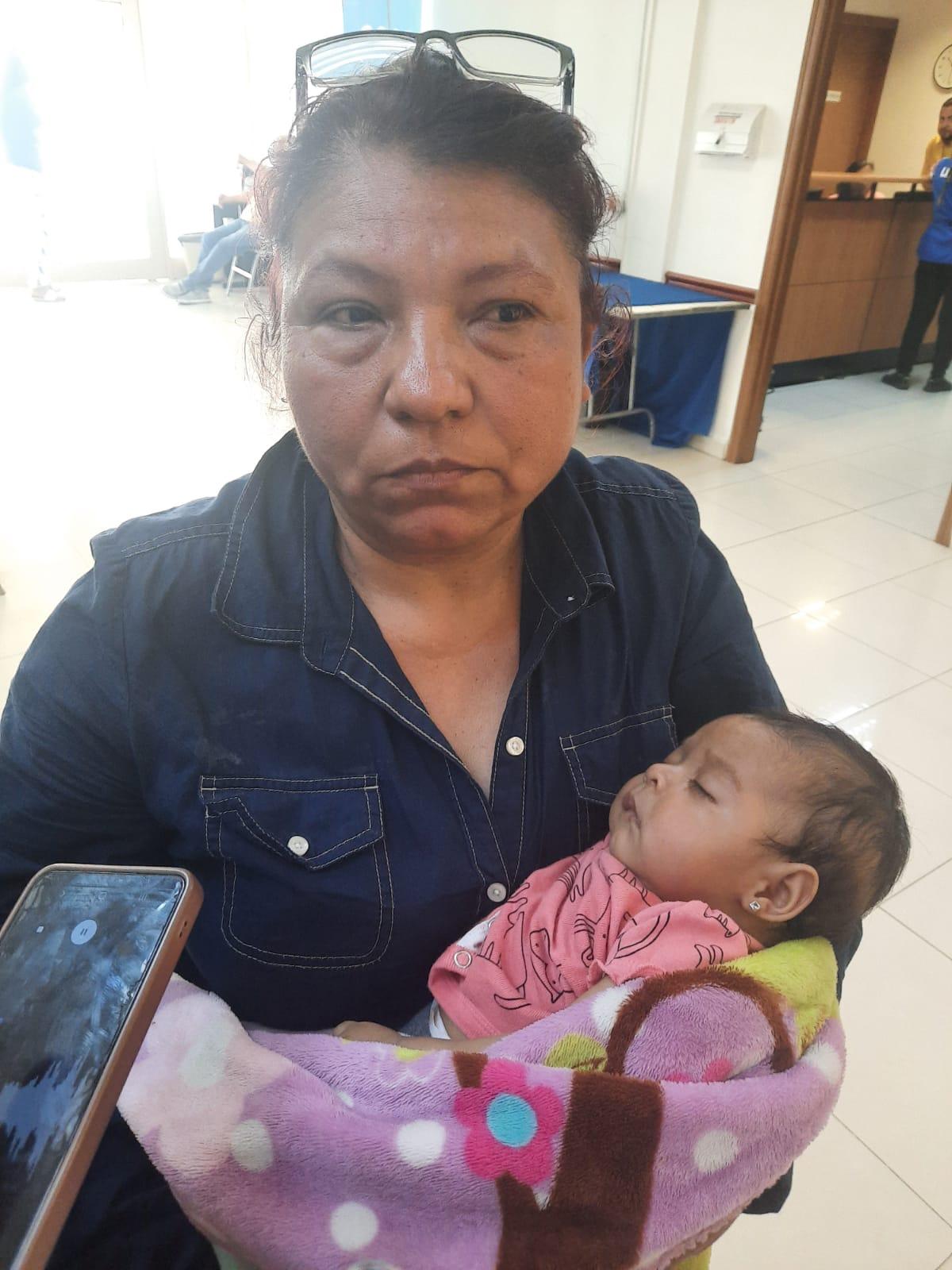Desesperada madre por enfermedad de su bebé