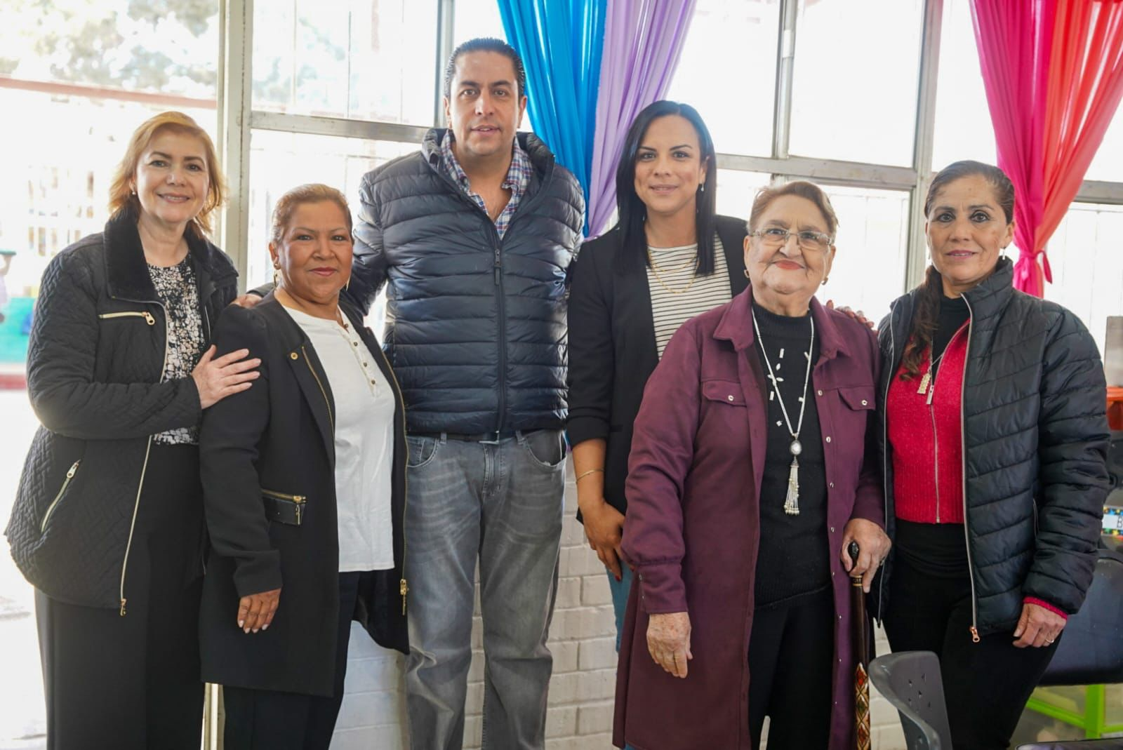 CHEMA MORALES CONTINÚA CON LA ENTREGA DE APOYOS PARA LAS ESCUELAS DE RAMOS ARIZPE