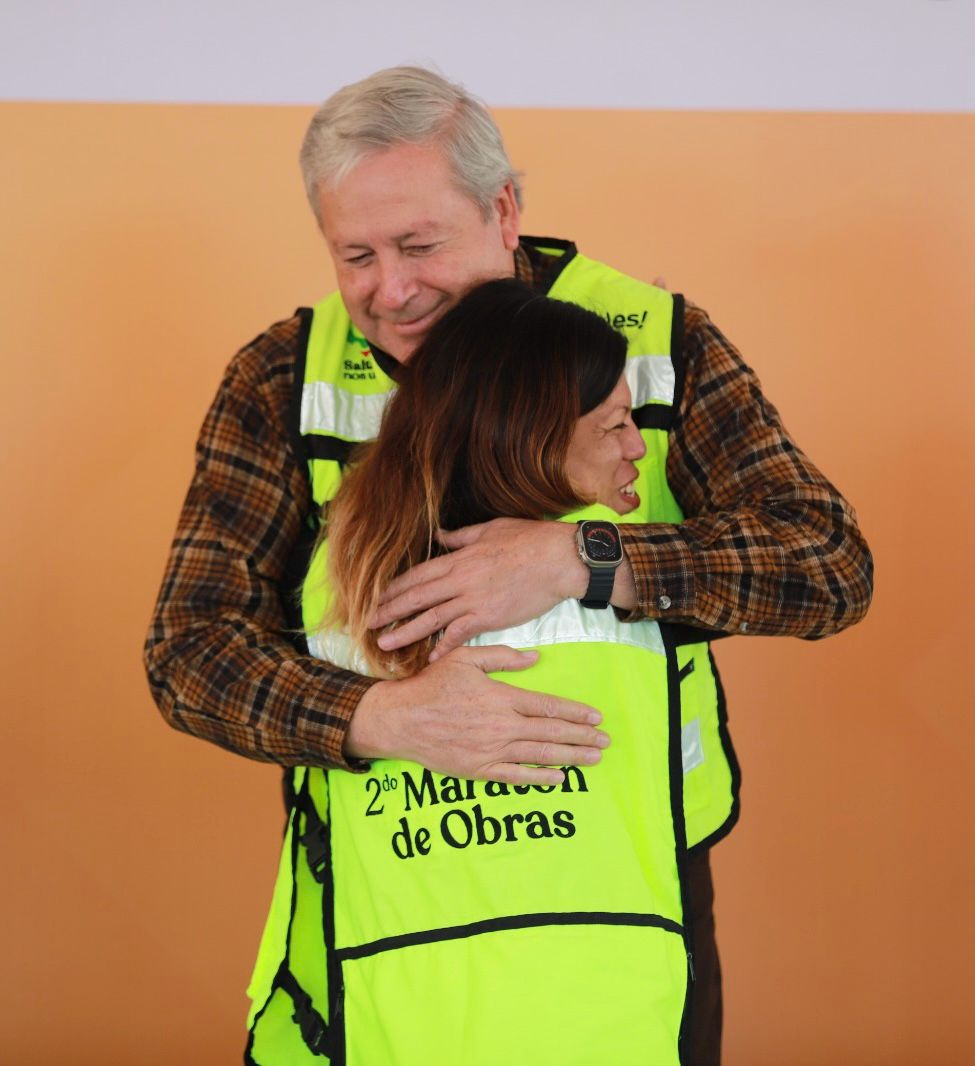 Concluye Chema Fraustro nueva calle principal y beneficia a miles