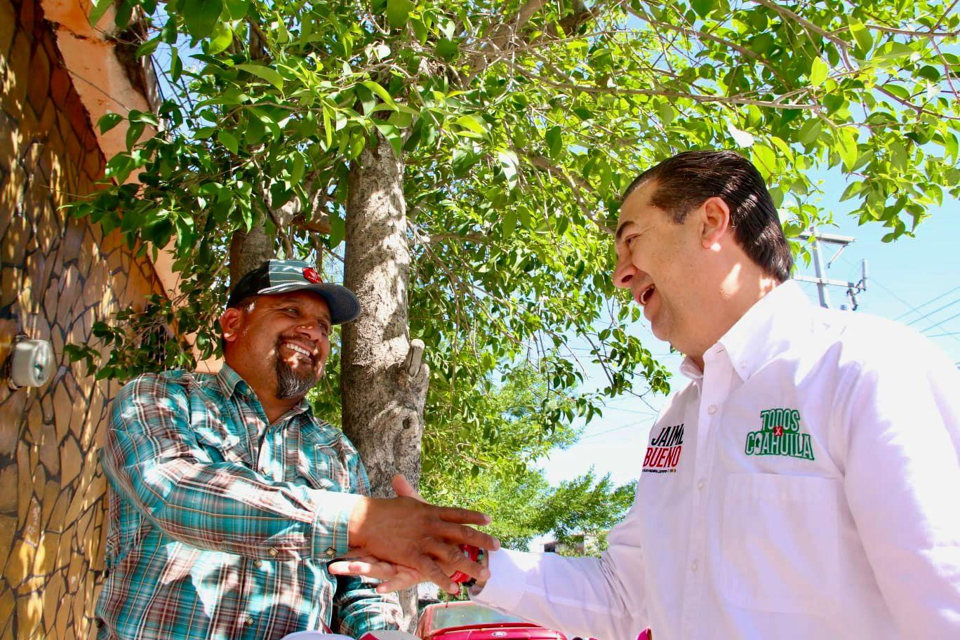 Plantea Bueno avalar empleos bien pagados