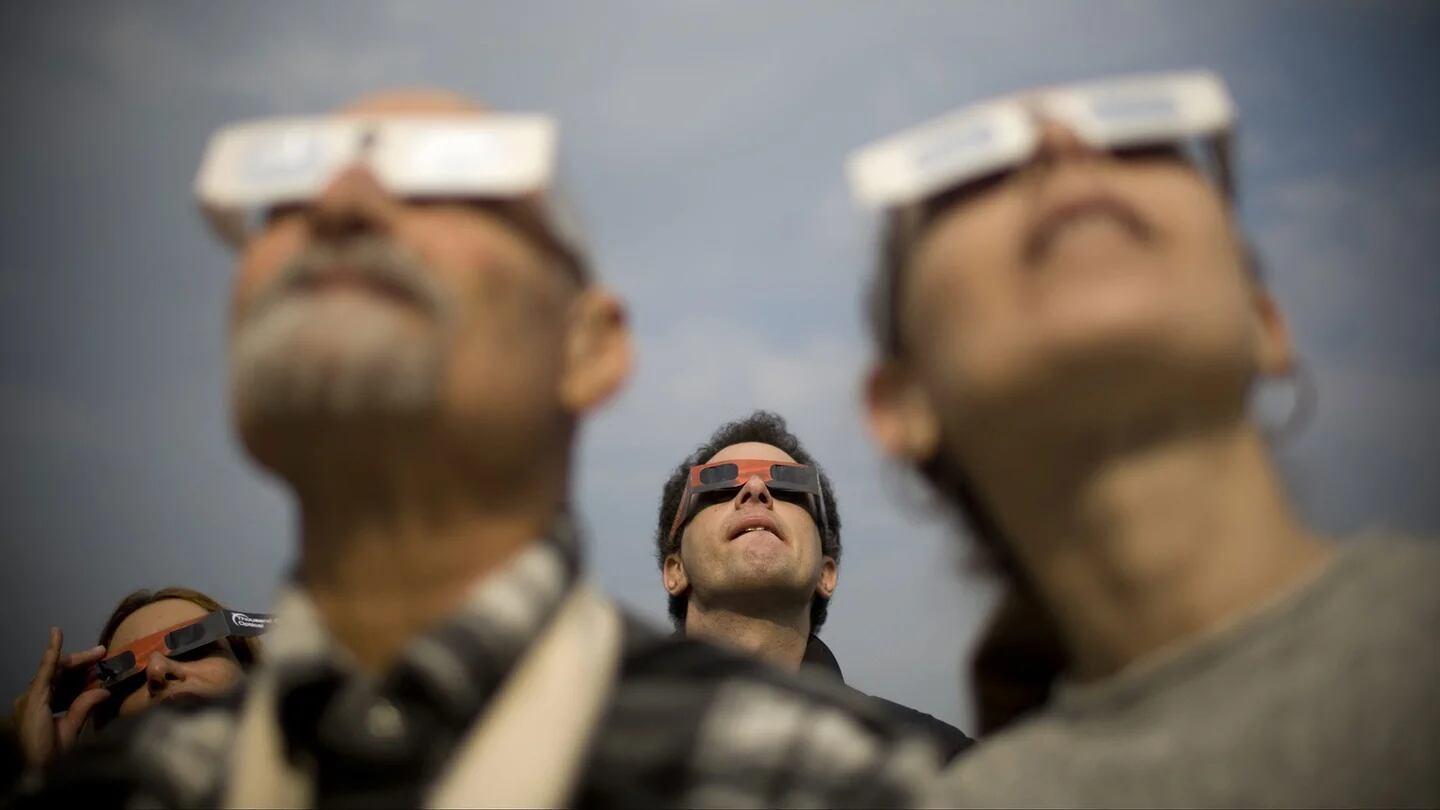 Alertan sobre venta de lentes por eclipse