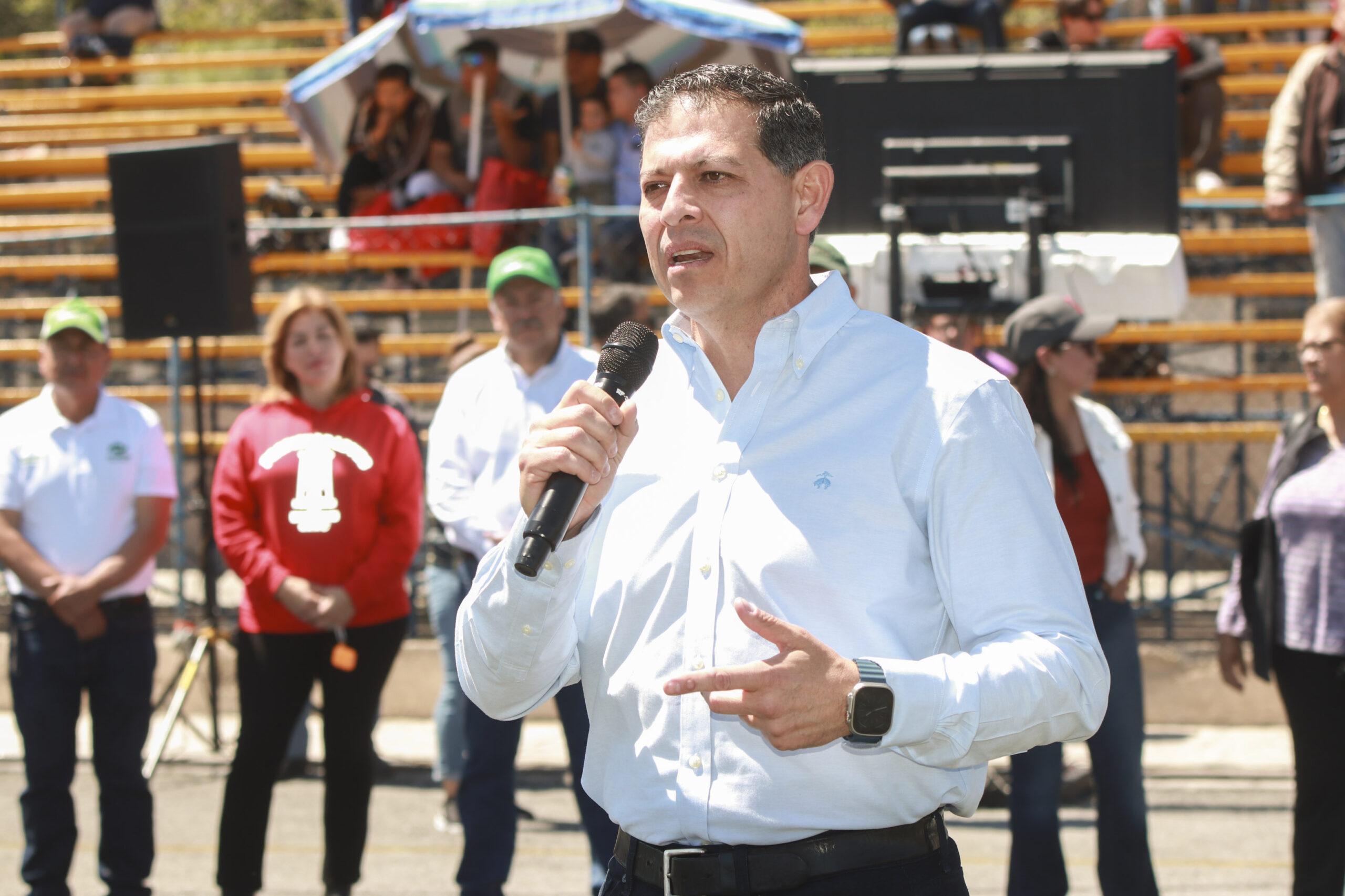 Inauguran Liga de Futbol “Jorge Coco Zubieta”