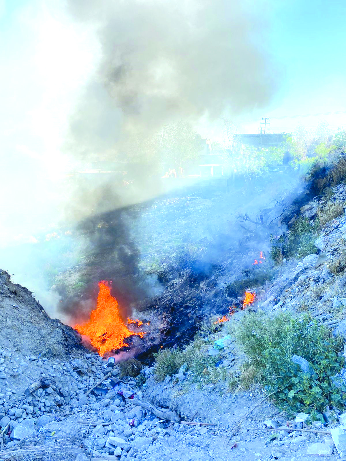 … Y se desatan otros 8 incendios en baldíos