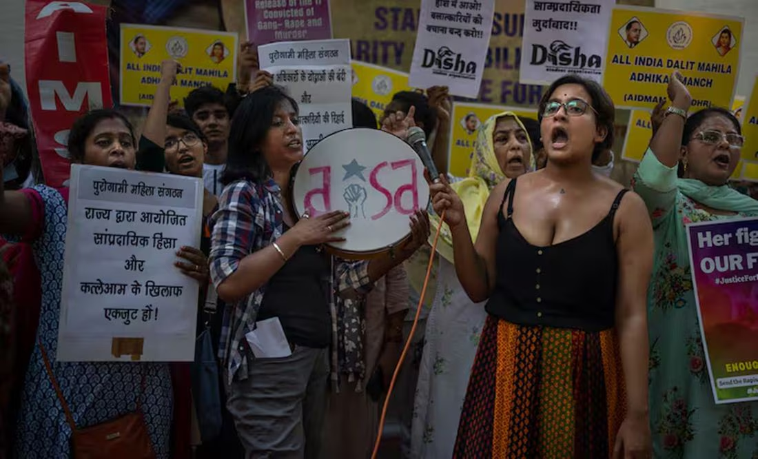 Horror en India: 7 hombres abusaron de una turista española que acampaba con su marido
