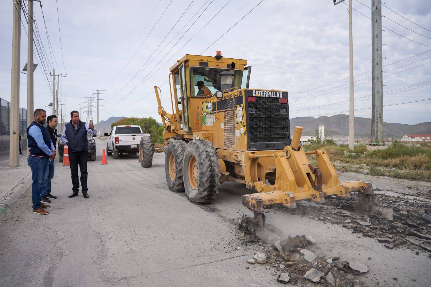 SUPERVISAN REHABILITACIÓN DEL BULEVAR LAS TORRES EN EL PARQUE PIDECO