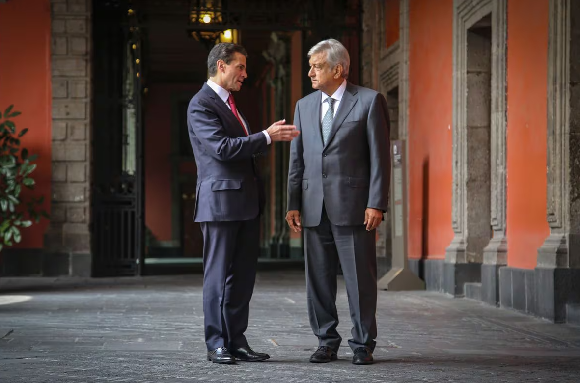 REAPARECE EL EXPRESIDENTE