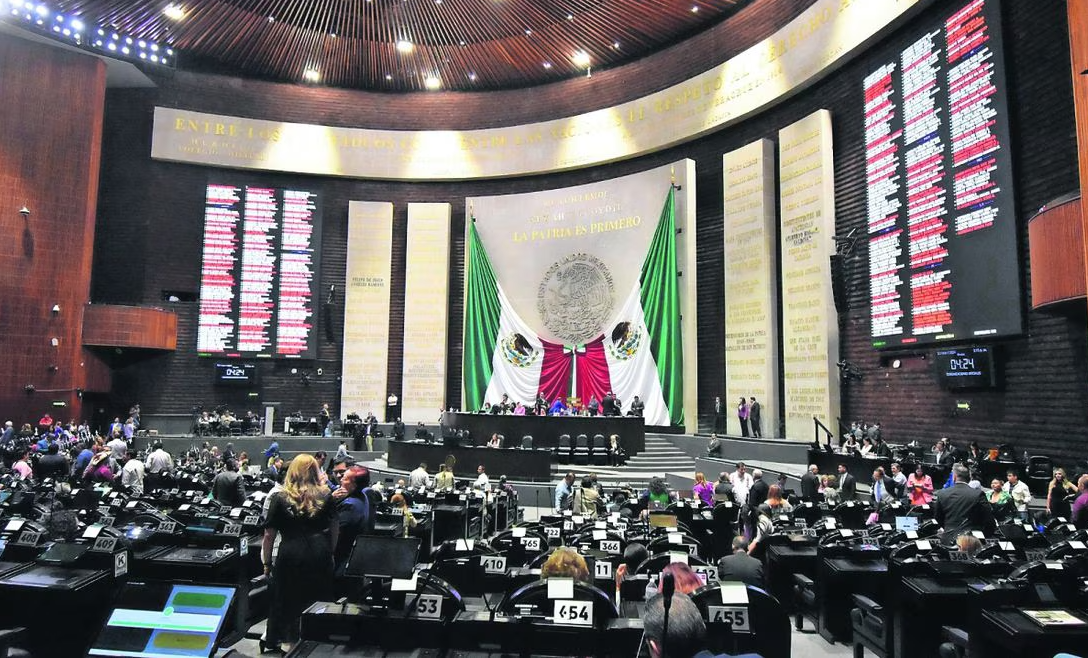 Diputados aprueban en comisiones, otra vez, Fondo de Pensiones; oposición exige renuncia de secretario técnico por dictamen erróneo