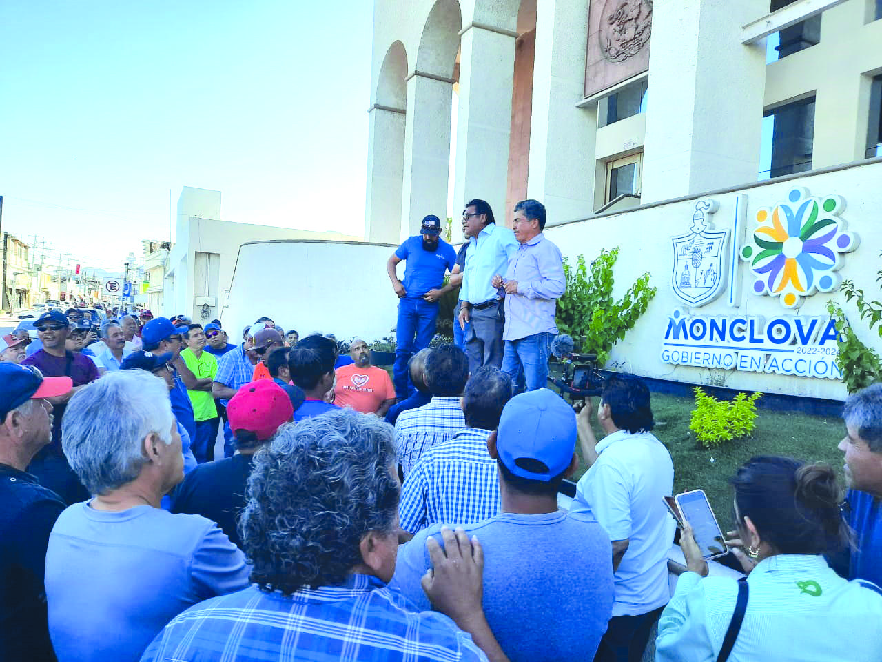 Quebrará AHMSA si no levantan bloqueo