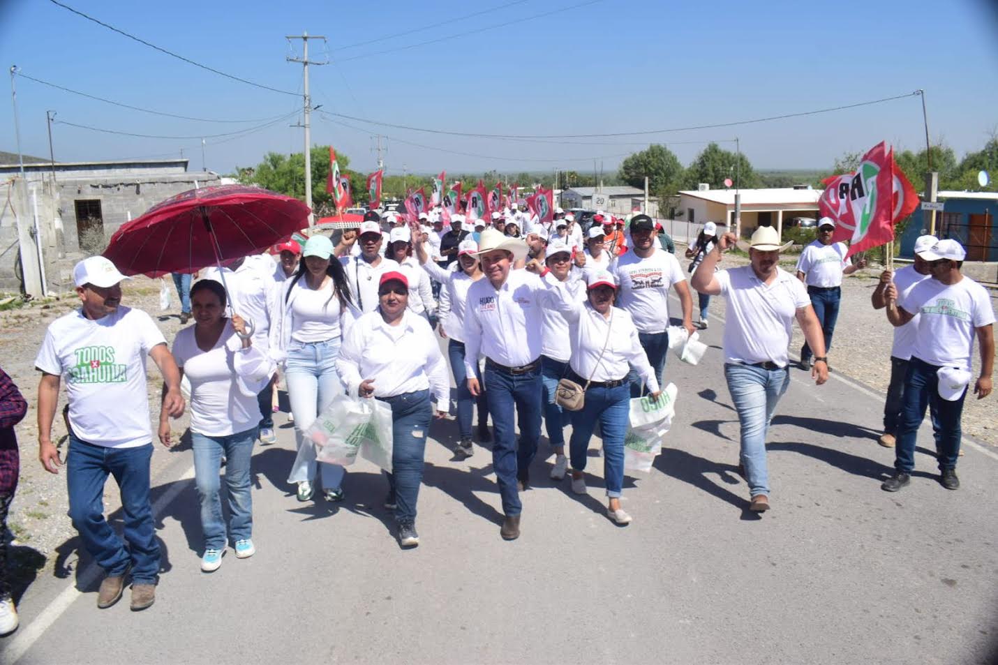 Pide Hugo voto duro en Santa Gertrudis