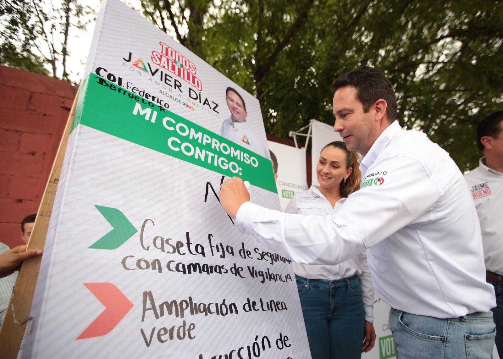 Promete Javier agilizar vialidad de 100 cruceros