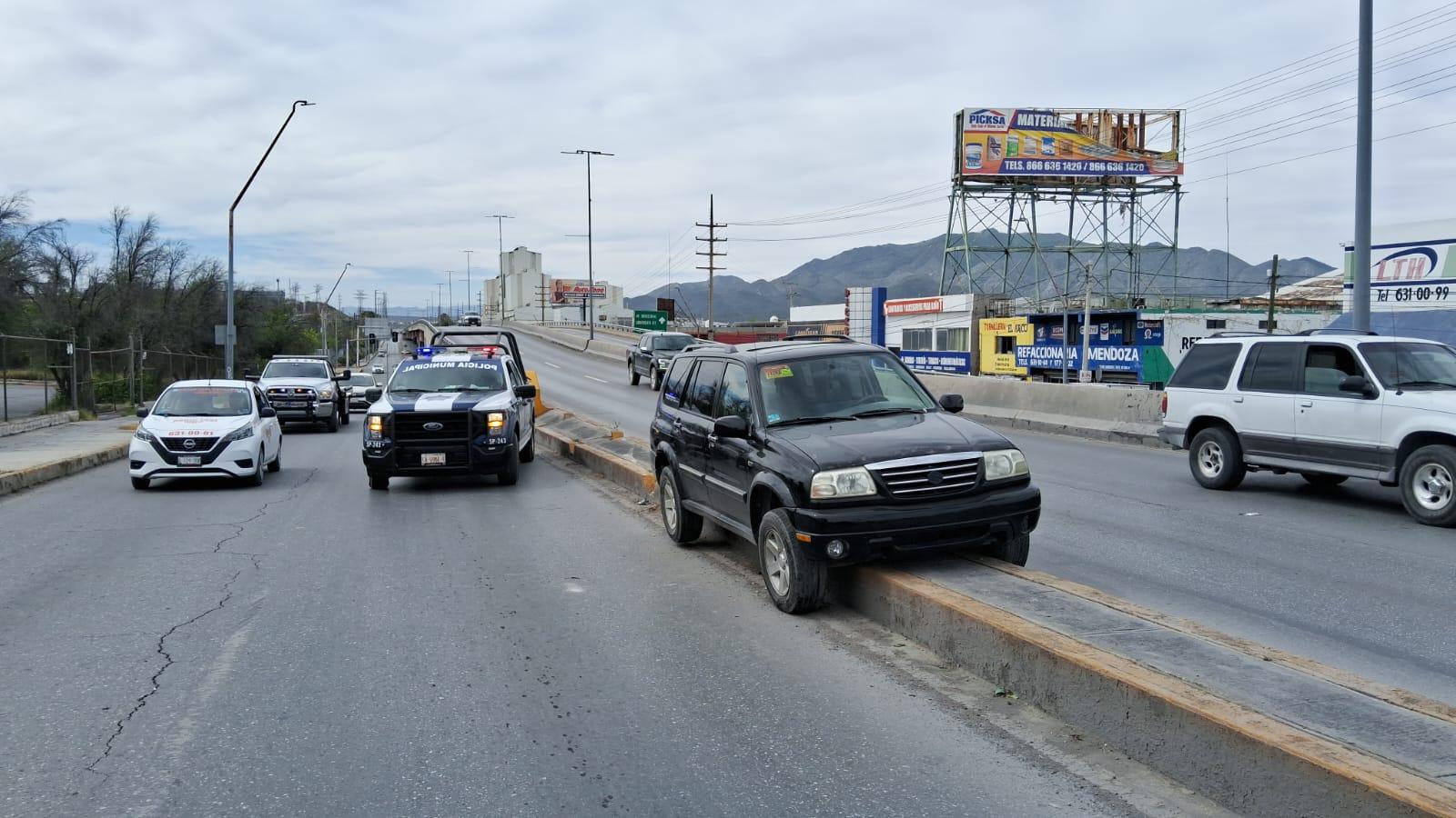 Termina conductora montada en camellón