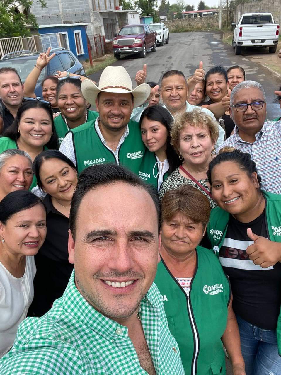 REITERA MANOLO APOYO TOTAL A LA GENTE DE MÚZQUIZ
