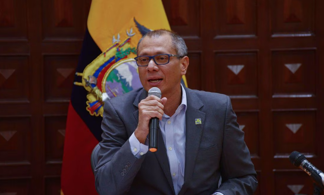 Busca AMLO sacar de Ecuador a embajadora y al ex vicepresidente Glass acusado de narcotráfico.